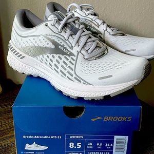 New Brooks Adrenaline GTS21
